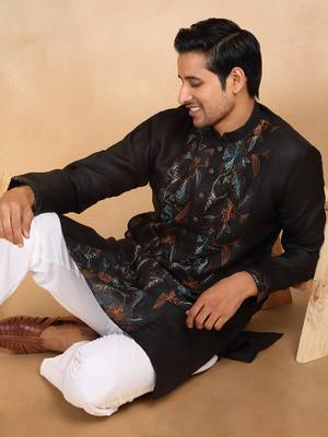 Men linen ethnic motifs embroidered white kurta with beige salwar 2