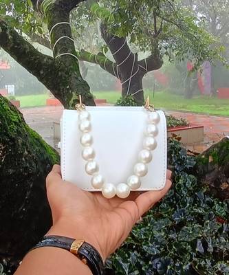 Pearl white verde vajra nano bag 1
