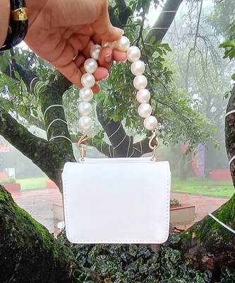 Pearl white verde vajra nano bag 3