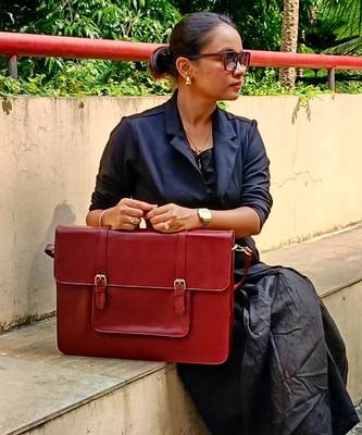 Maroon (burgundy) verde sura laptop bag 1