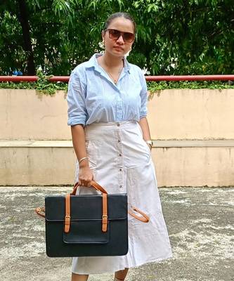 Black and tan verde krsna laptop bag 1