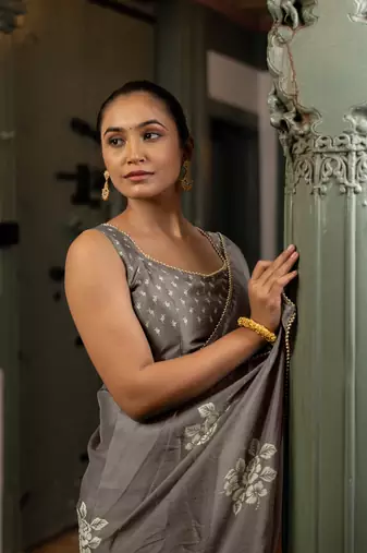 Dusty grey chiffon floral block print beads lace border saree with unstitched blouse piece