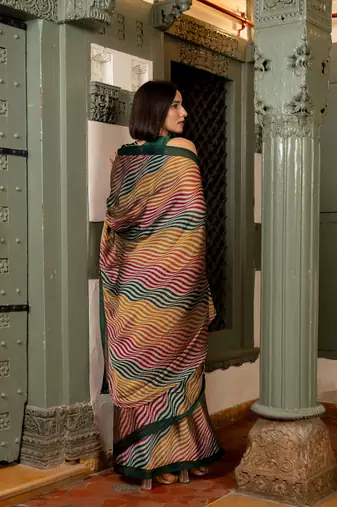 Mustard orange chiffon leheriya print plain saree with unstitched blouse piece