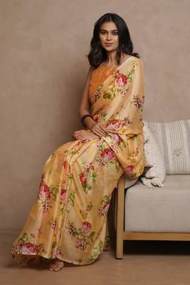 Pastel orange chiffon floral print saree with unstitched blouse piece 2