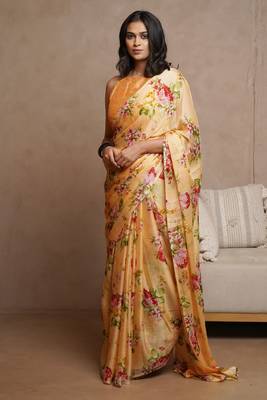 Pastel orange chiffon floral print saree with unstitched blouse piece 3