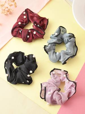 Set of 4 pearl hair scrunchies 1