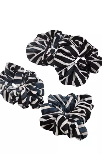 Set of 4 monochrome rubberband