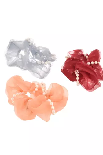 Pearl organza hair scrunchies ( set of 3)