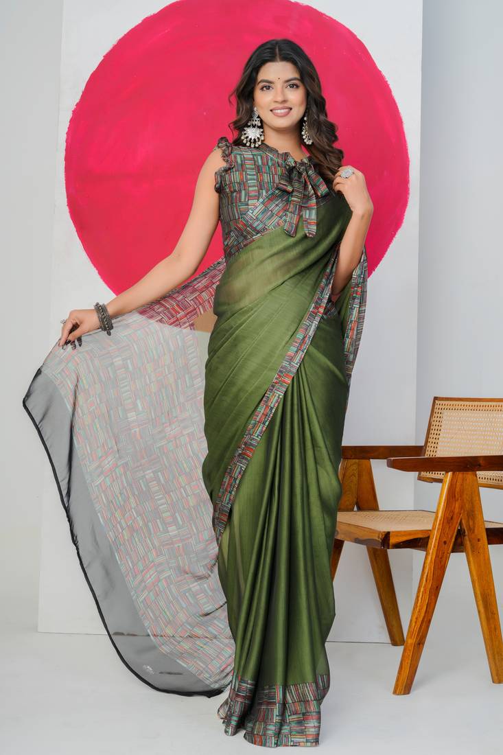 Green chiffon solid abstract print printed saree with unstitched blouse piece