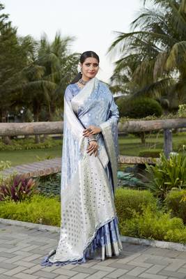 Kanjivaram Satin Silk Saree 4