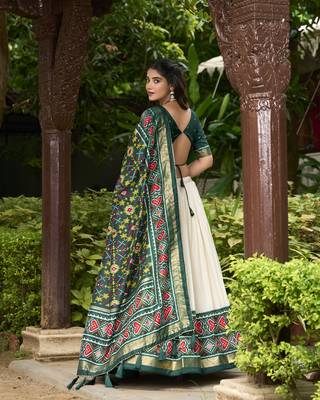 Vibrant Green and Cream Silk Printed Lehenga Choli Set  2
