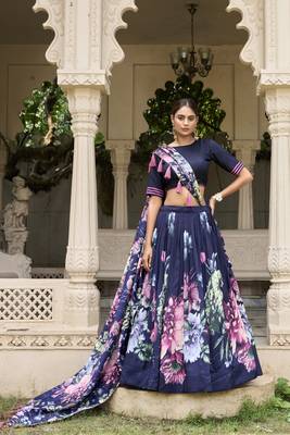Women's Lehenga Choli Set For Wedding  1