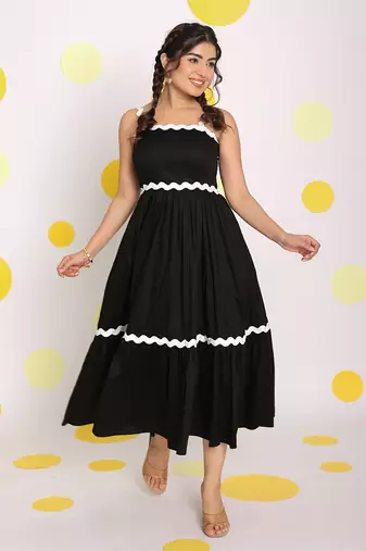 Black bust fitted summer 100% cotton flared midi dress