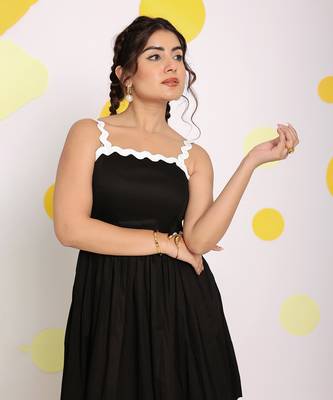Black bust fitted summer 100% cotton flared midi dress 4
