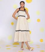 White bust fitted summer linen flared midi dress