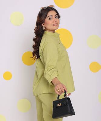 Light green summer relaxed collared formal linen shirt 4