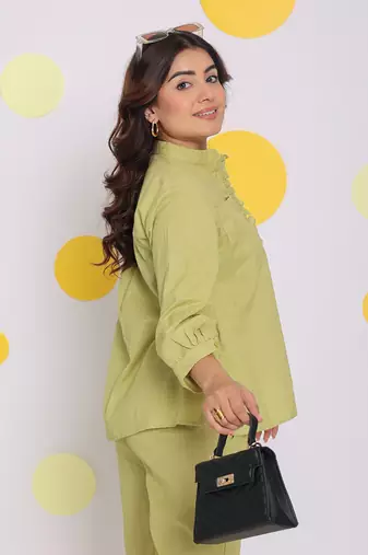 Light green summer relaxed collared formal linen shirt