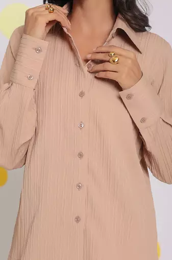 Beige summer relaxed collared everyday wear buttoned shirt