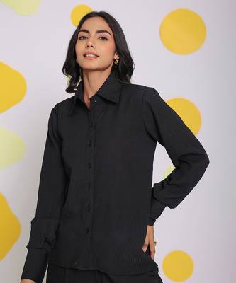 Black summer relaxed collared everyday wear buttoned shirt 1