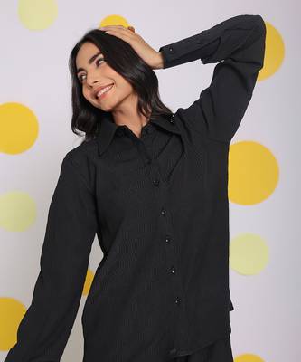 Black summer relaxed collared everyday wear buttoned shirt 4