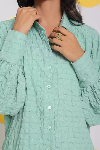 Light green summer relaxed collared everyday wear shirt