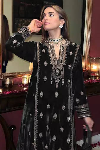 Black embroidered velvet salwar suit (Without Potibag)