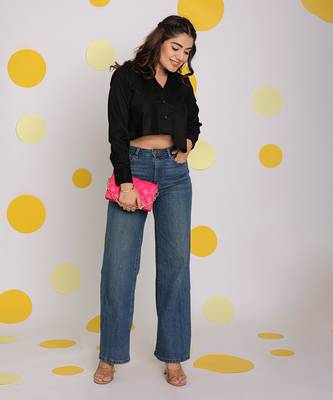 Solid black collared full sleeves long front pocket 100% cotton crop shirt 2