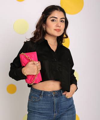 Solid black collared full sleeves long front pocket 100% cotton crop shirt 3