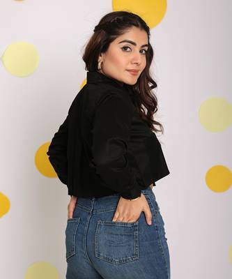 Solid black collared full sleeves long front pocket 100% cotton crop shirt 4