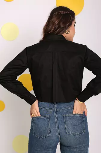 Solid black collared full sleeves long front pocket 100% cotton crop shirt