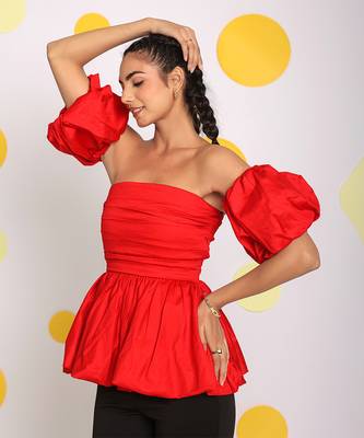 Red 3 way styling bust fitted top with detachable short balloon sleeves 3