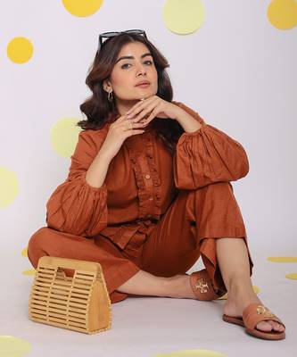 Brown relaxed back elastic and buttoned formal linen pants 6