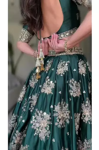 Amazing Mehandi special lehenga choli with net dupatta for wedding functions