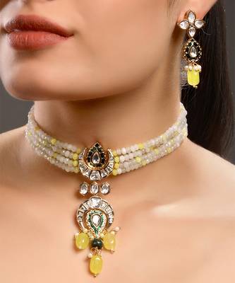 Cream kundan and polki necklace set 1