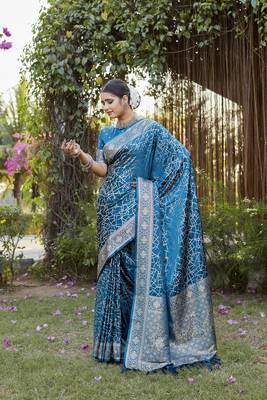 Luxurious Kanjivaram Soft Satin Silk Saree 3