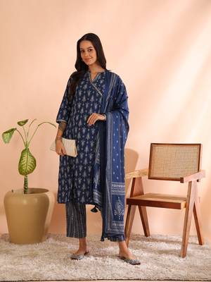  women's cotton cambric straight kurta with printed pant & dupatta 1