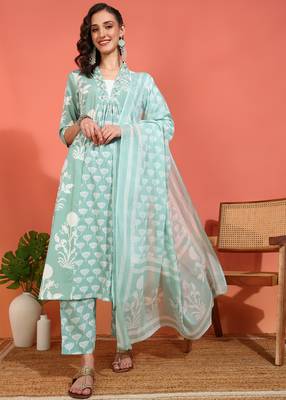  women's cotton floral print with neck anarkali kurta and dupatta (green ) 1