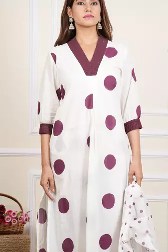  women's white cotton cambric polka dot print straight kurta with pant and dupatta (white)
