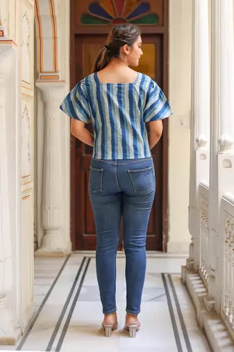  women's stripe printed regular top (blue)
