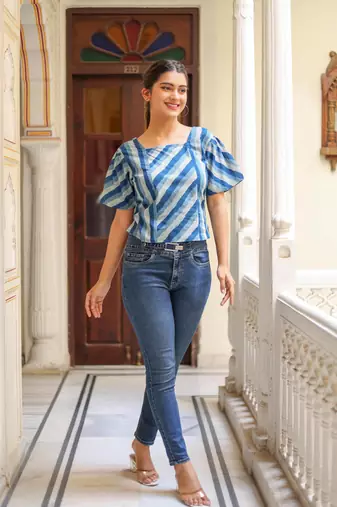  women's stripe printed regular top (blue)