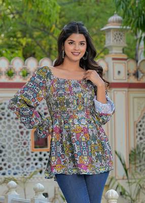  polyester waist length digital printed top for women puff sleeve 2