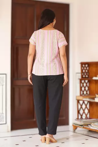  women's rayon staple waist length over lap sleeve digital printed top