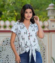  women's horse printed knot style regular top (white)