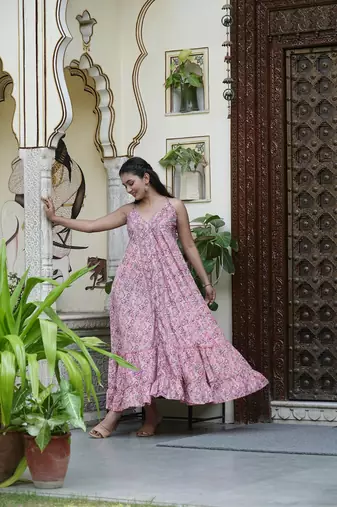  women's polyester digital printed flared dress (pink)
