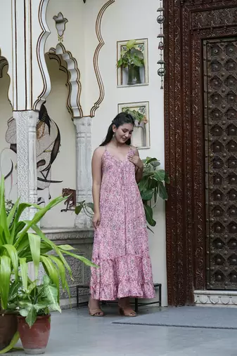  women's polyester digital printed flared dress (pink)