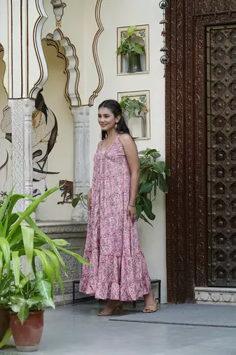  women's polyester digital printed flared dress (pink)