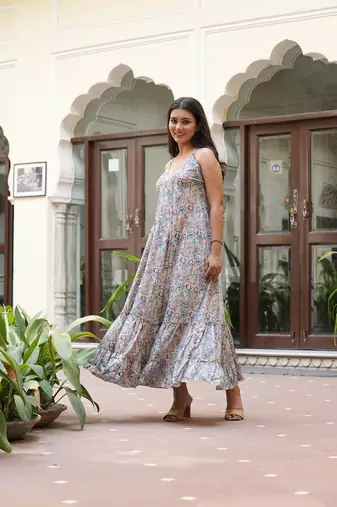  women's polyester digital printed flared dress (blue)