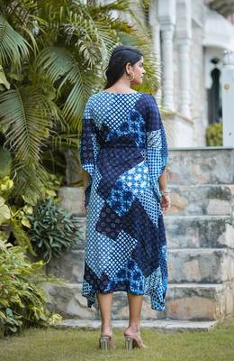  women's patch print kaftan (indigo) 3