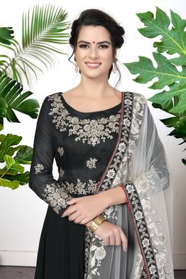 Black Faux Georgette Semi-Stitched Bollywood Salwar Kameez Online 2
