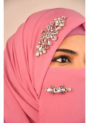 pink bridal hijab with stonework 1